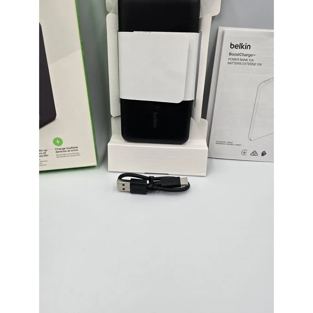 New Belkin Boostcharge 10k‎ PowerBank Black USB-A to USB-C Cable OPEN BOX.